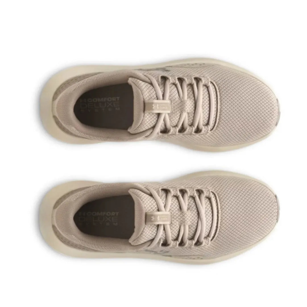 Under Armour Surge 4 Beige ανδρικό σε πάνω λήψη που αναδεικνύει το design και τα κορδόνια