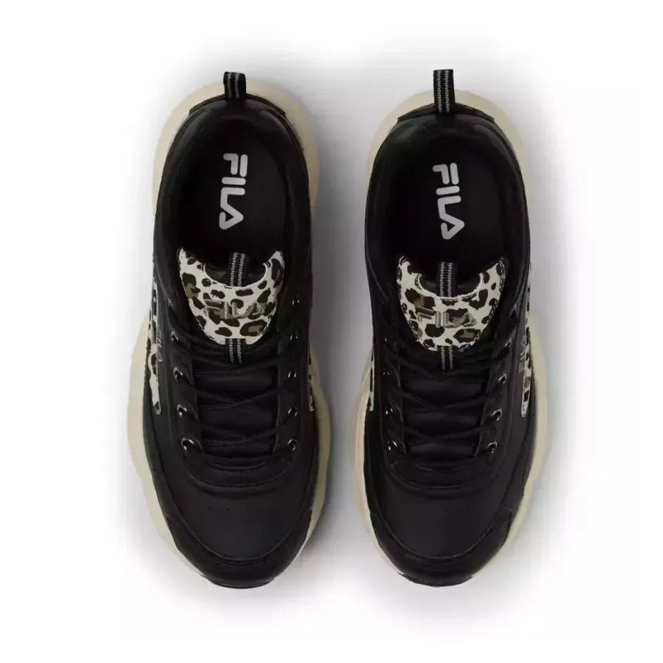 Fila Skye ZP A από πάνω, φανερή η φόρμα και τα κορδόνια