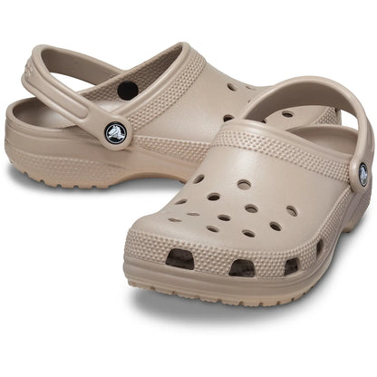 crocs classic clog όψη 3/4 εξωτερική πλευρά ζευγάρι, taupe