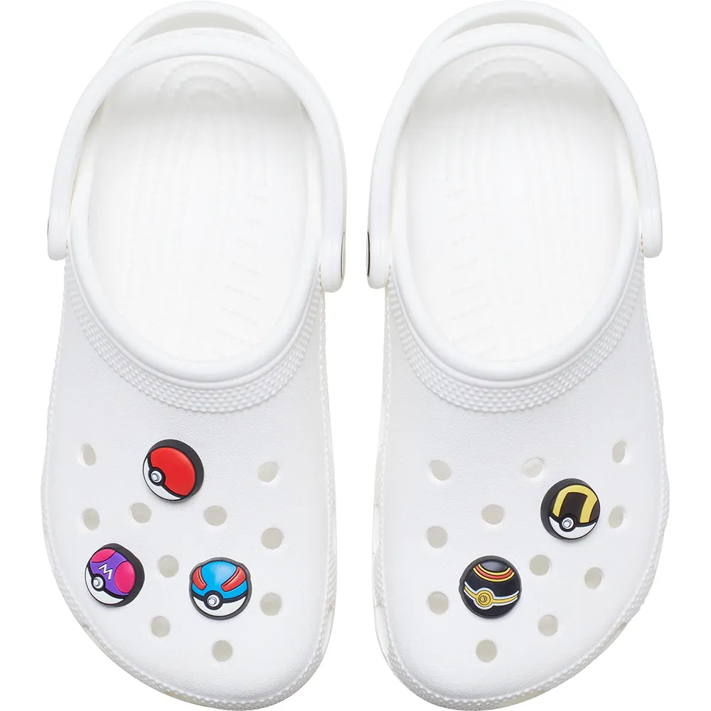 crocs jibbitz poke ball 5 pack σε clog τοποθέτηση