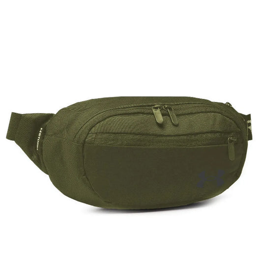 Under Armour Flex Waist Bag σε πράσινο χρώμα με εμφανές λογότυπο, μπροστινή προβολή