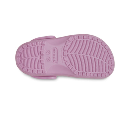 Κάτω όψη του Crocs Classic Clog T Hydrangea, με αντιολισθητική σόλα και ανάγλυφο μοτίβο για σταθερότητα.