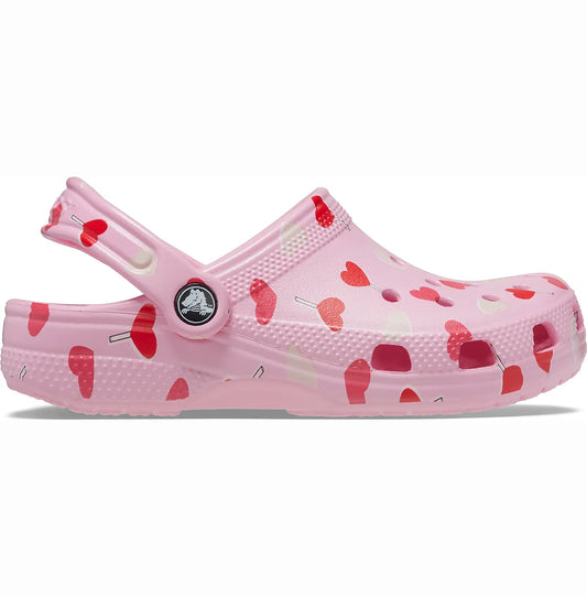 crocs classic vday clog t παιδικό σαμπό με καρδιές πλάγια όψη εξωτερική πλευρά
