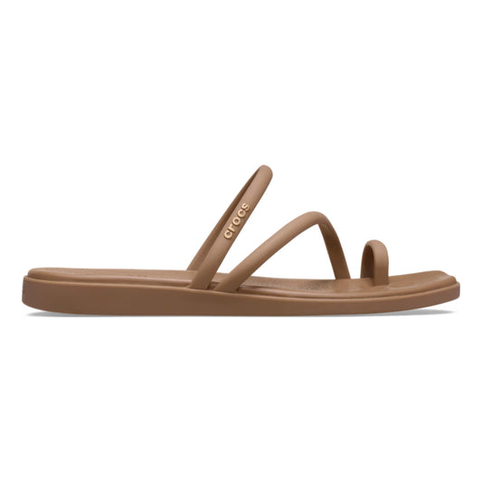 crocs miami toe loop sandal πλάγια όψη εξωτερική πλευρά σε καφέ χρώμα