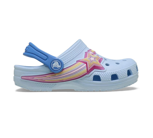  Crocs Classic Star Lights Clog T μωβ, πλάγια όψη που δείχνει τη σόλα και το φωτιζόμενο αστέρι