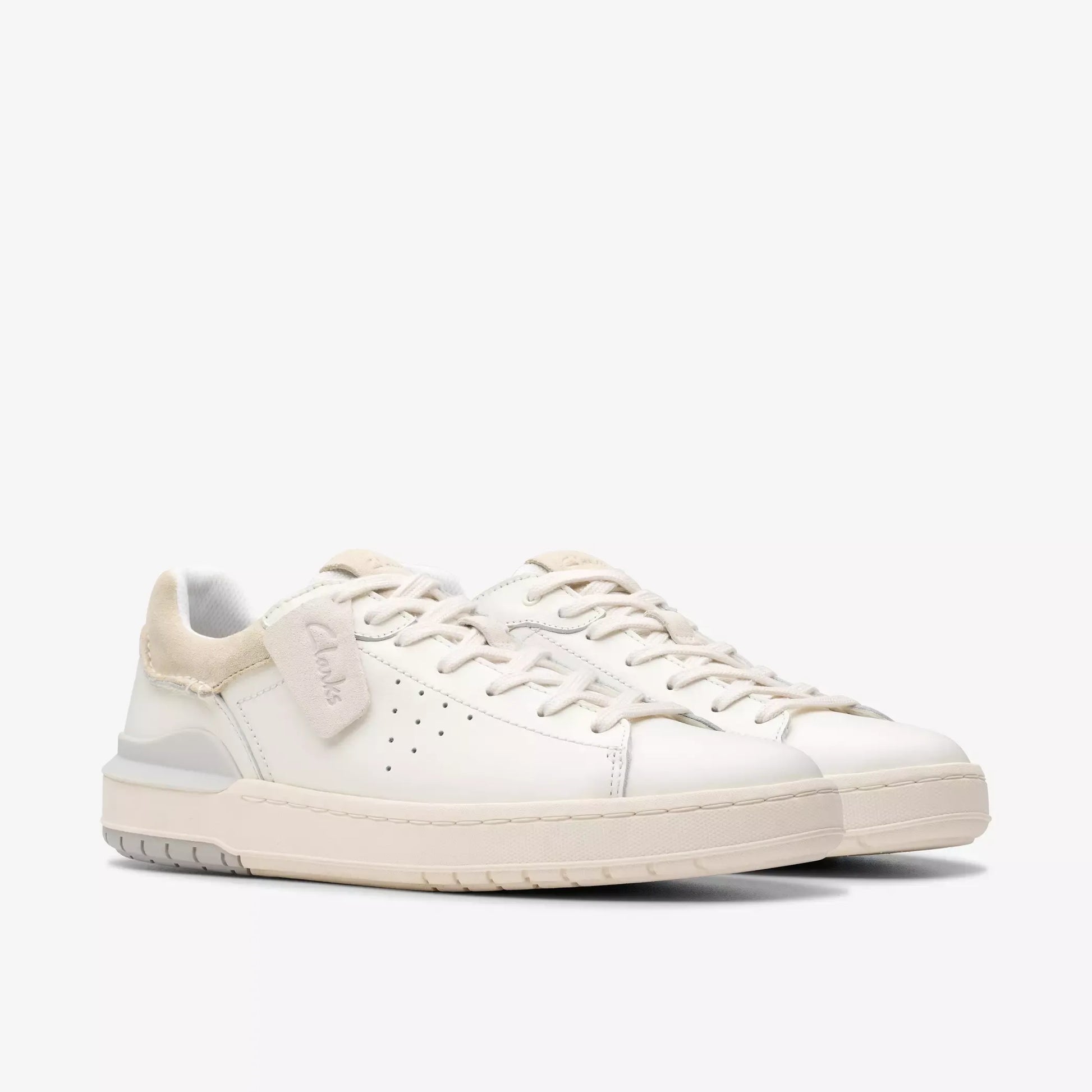 clarks courtlite2 run όψη 3/4 εξωτερική πλευρά