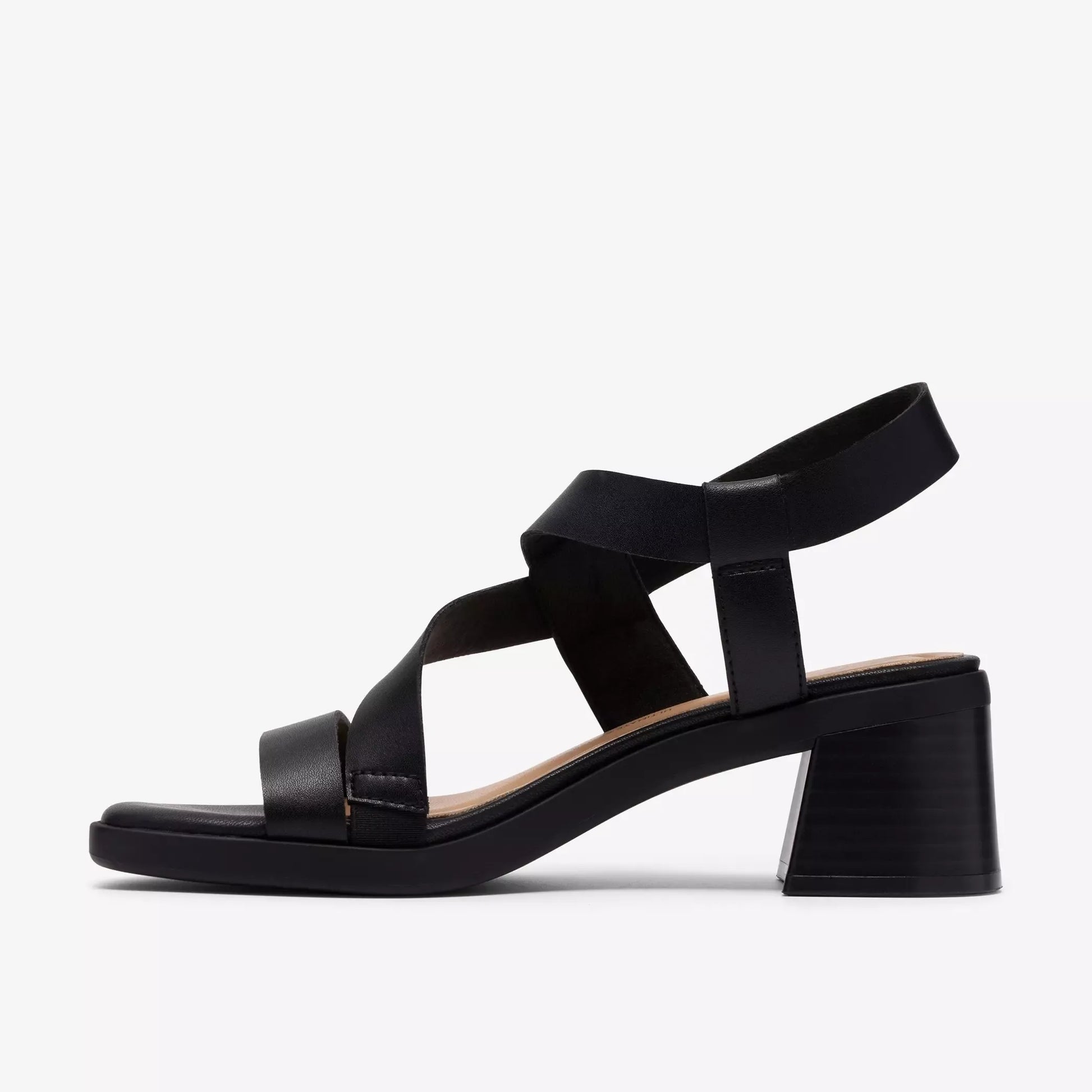 clarks jaylan sol black leather όψη 3/4 εσωτερική πλευρά