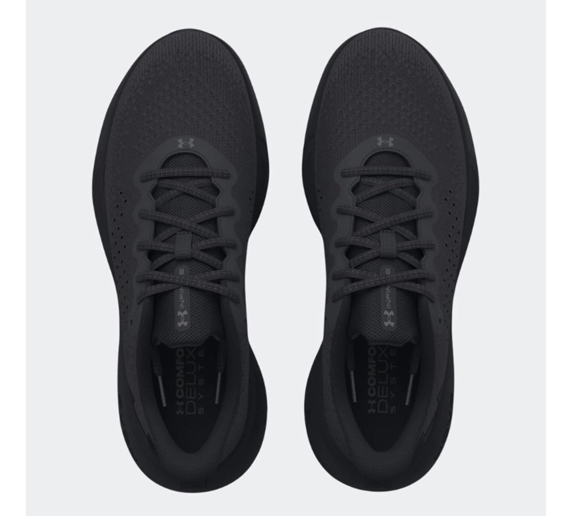  Under Armour Infinite Μαύρο – Άνω όψη με εσωτερική επένδυση και εργονομική γλώσσα για άνετη εφαρμογή