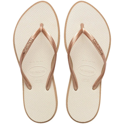 Γυναικείες σαγιονάρες Havaianas Slim Sparkle Me FC σε χρώμα rose gold beige Όψη από πάνω με λεπτό glitter λουράκι και κομψό design
