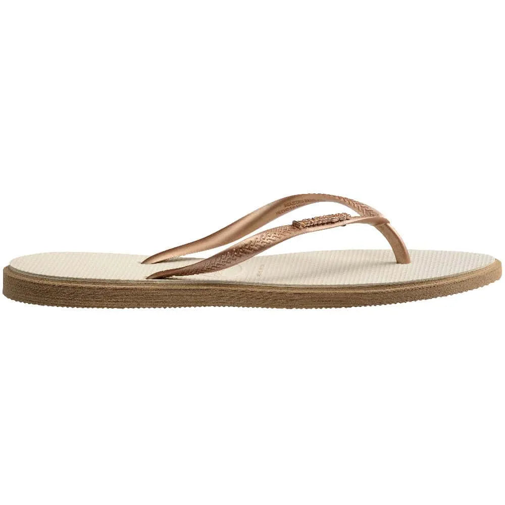 Πλάγια όψη των Havaianas Slim Point  FC σε ροζ χρυσό μπεζ – λεπτός πάτος και μεταλλικό φινίρισμα