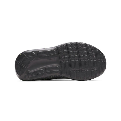 Under Armour GPS Surge 4 AC παιδικό αθλητικό μαύρο-κίτρινο, κάτω όψη σόλας