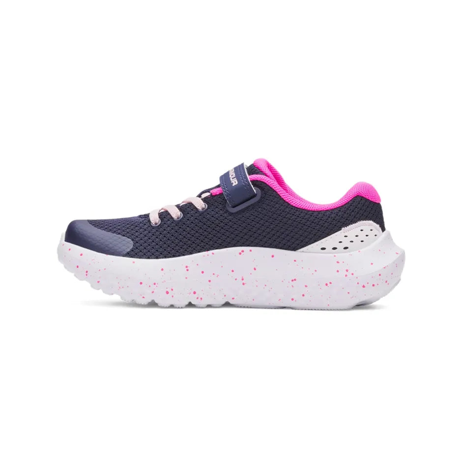 Under Armour UA GPS Surge 4 AC παιδικό αθλητικό μπλε-ροζ, πίσω λοξή όψη