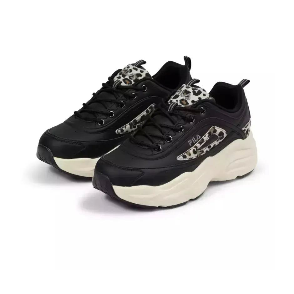 Fila Skye ZP A μπροστινή θέαση 3/4, minimal design