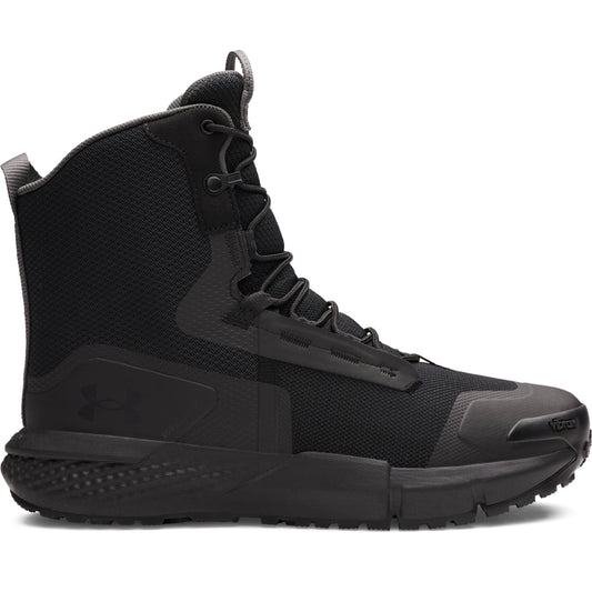  Μαύρες μπότες Under Armour Valsetz, λήψη από αριστερή πλευρά σε κοντινό πλάνο