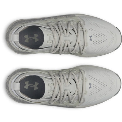 Under Armour Phantom X πάνω λήψη που δείχνει το άνοιγμα και τα κορδόνια